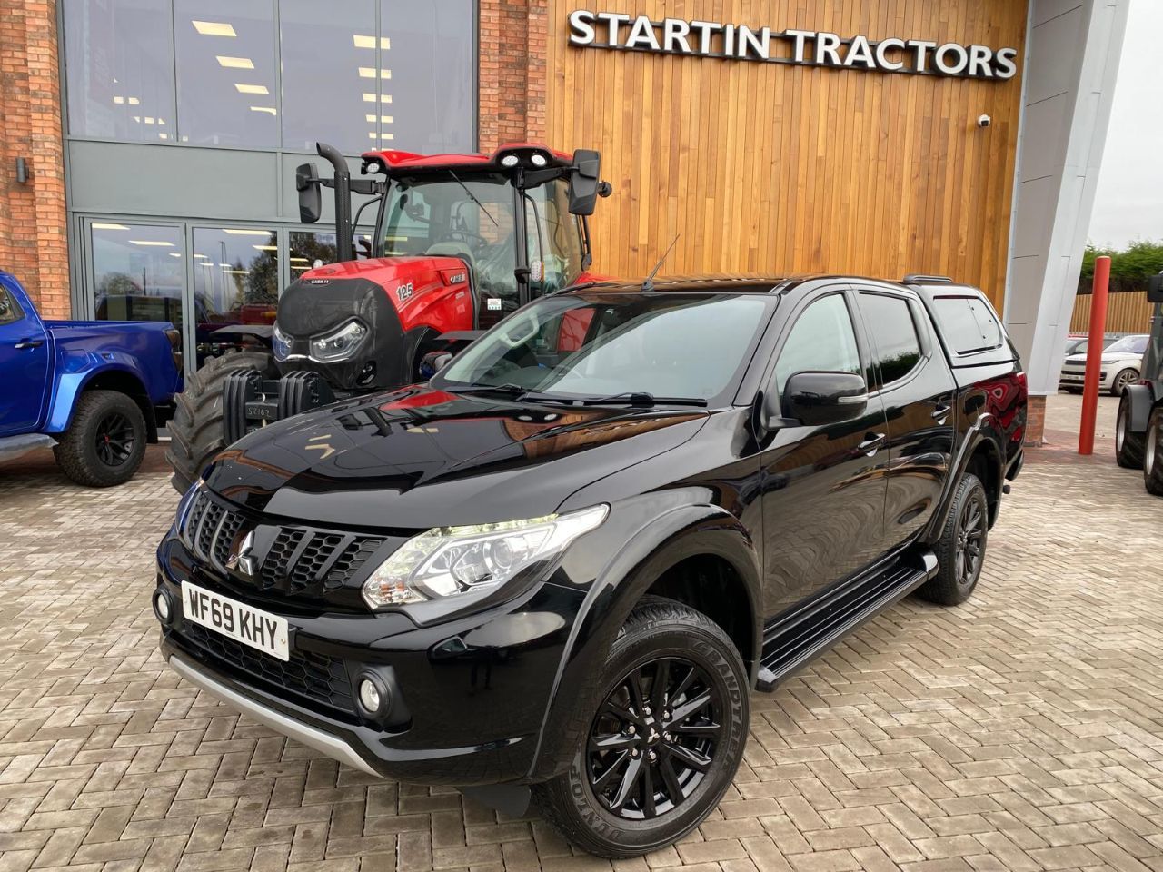 2020 Mitsubishi L200